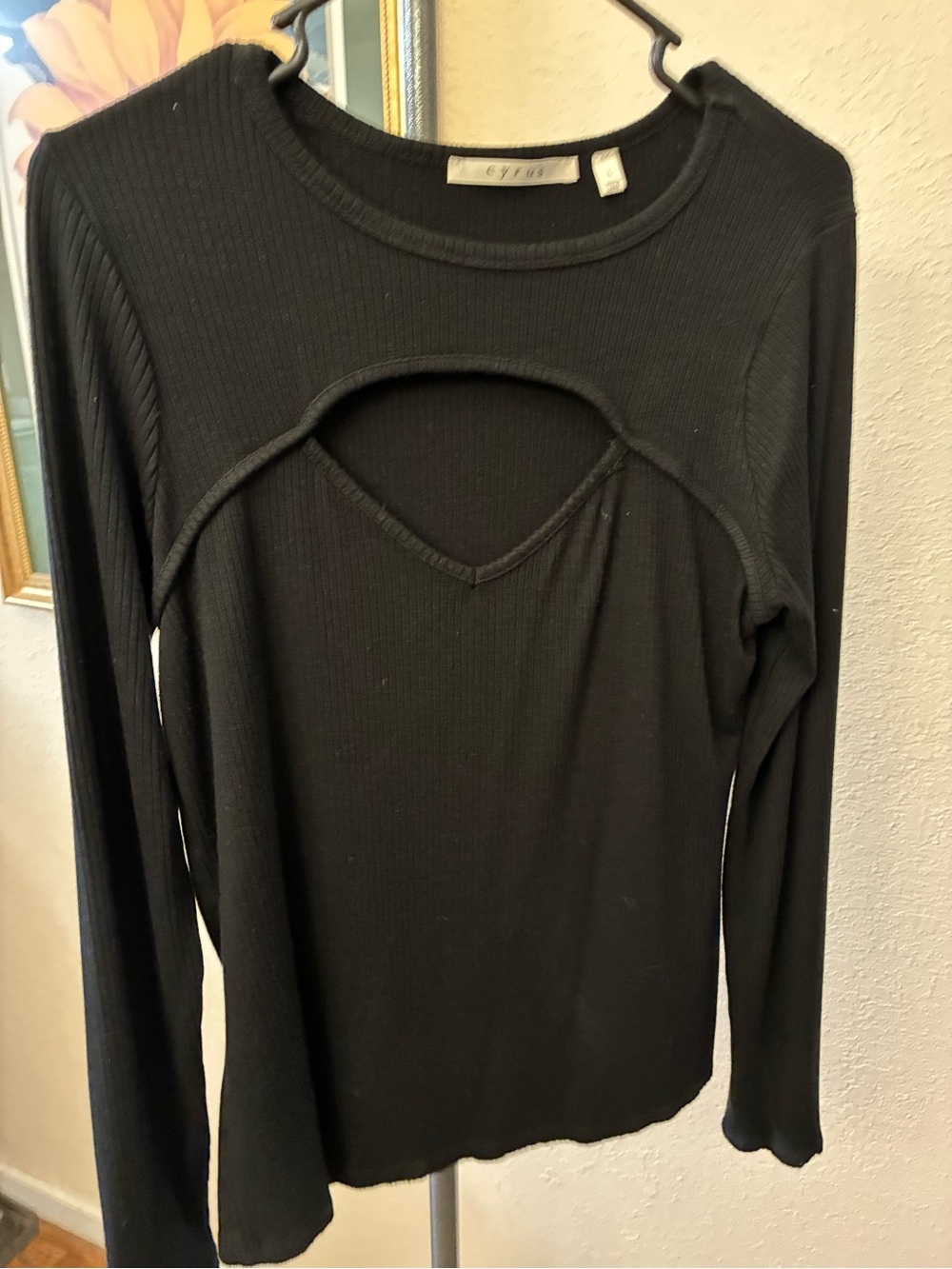 Black Cutout Long-Sleeve Ribbed Knit Top